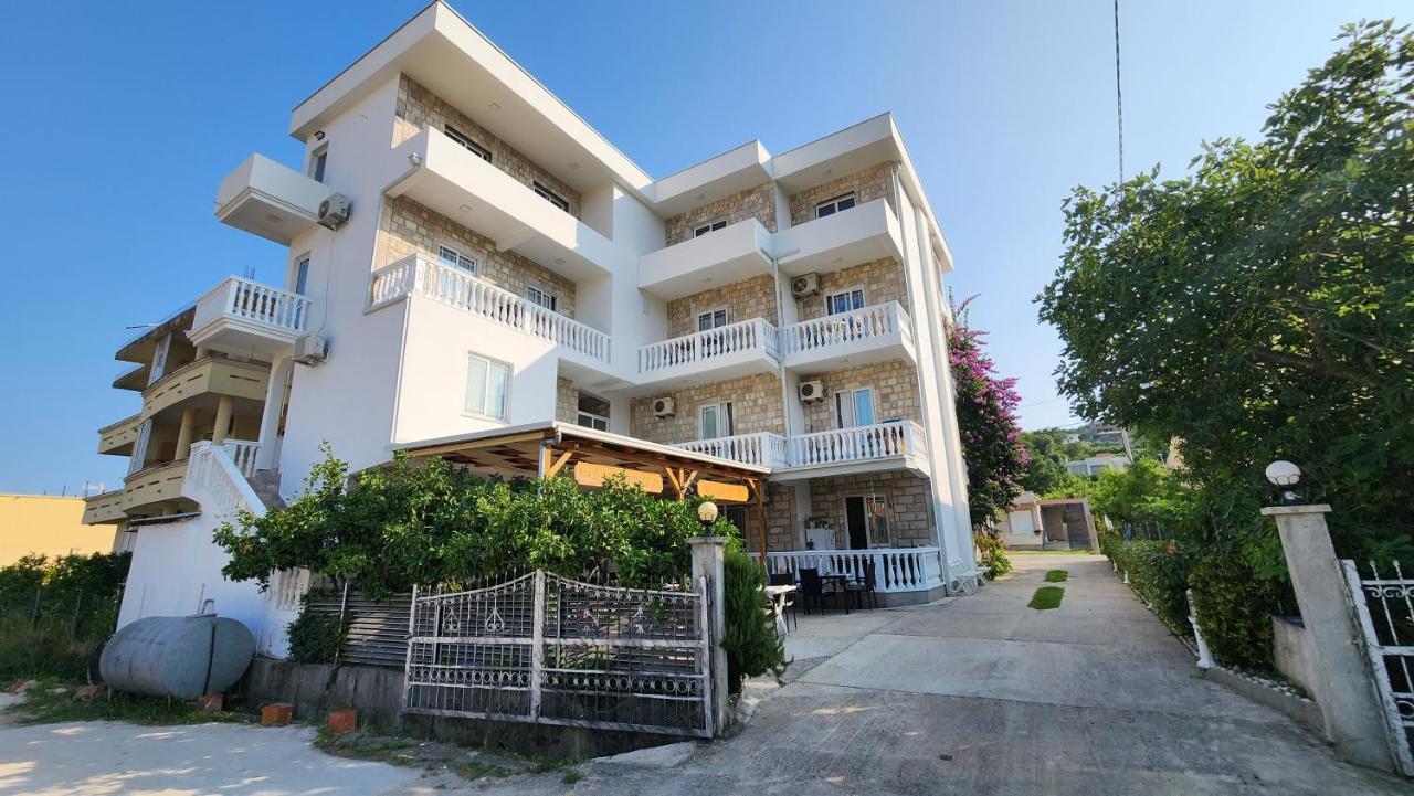 Apartments Cota Guesthouse Улцинь Екстер'єр фото