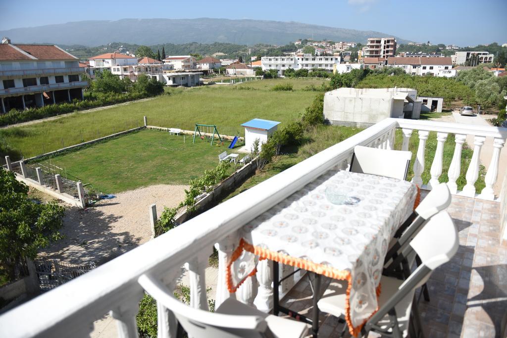 Apartments Cota Guesthouse Улцинь Екстер'єр фото