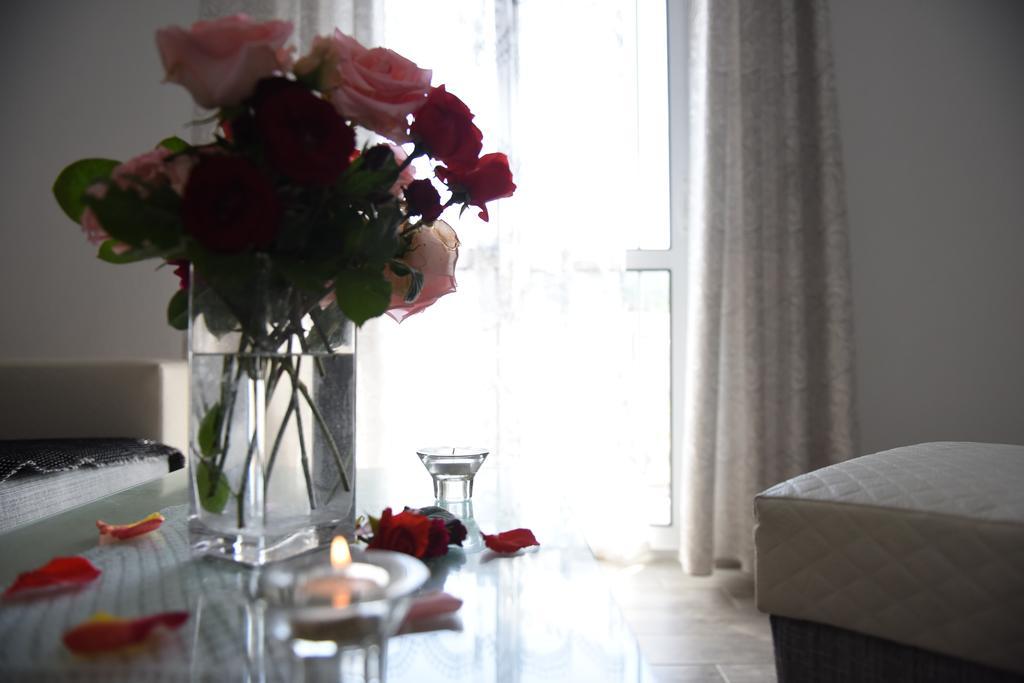 Apartments Cota Guesthouse Улцинь Екстер'єр фото